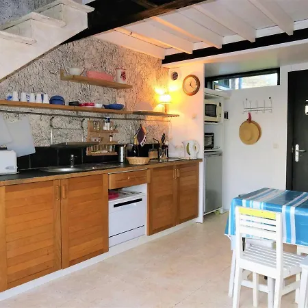 بيت للعطل Charmante Maisonnette Avec Jardin A 400m De La A Tregastel, Wifi Gratuit Et Parking. - Fr-1-368-211 Trégastel